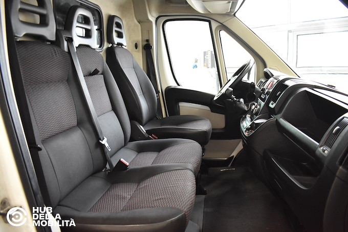 PEUGEOT Boxer 335 2.0 BlueHDi 130CV PM-TM Furgone
